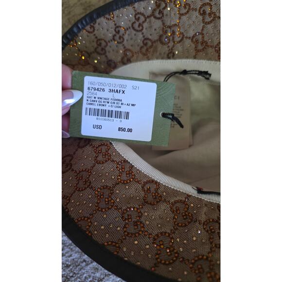 Gucci Beige GG Monogram Studded bucket hat L sz - Picture 11 of 15